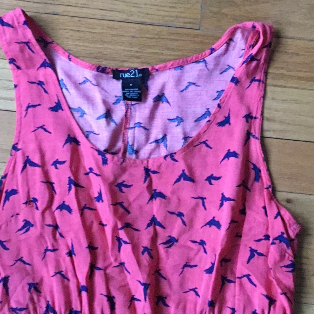 Spring dress - Picture 2 of 3